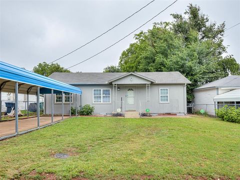 Photo of 4207 Laverne Street, Oklahoma City, OK 73135 (MLS # 1224334)