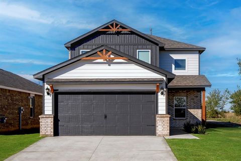 Photo of 12720 Carrara Lane, Yukon, OK 73099 (MLS # 1229680)