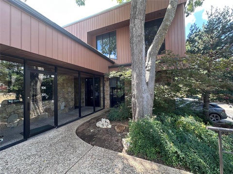 Photo of 448 NW 36th Avenue #104, Norman, OK 73072 (MLS # 1249417)