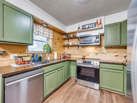 Photo of 117 Olympic Drive, Moore, OK 73160 (MLS # 1221508)