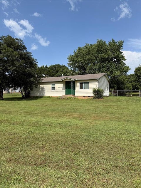 Photo of 8700 Westminster Road, Oklahoma City, OK 73150 (MLS # 1240107)