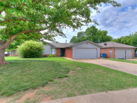 Photo of 1708 Garcia Avenue, Edmond, OK 73003 (MLS # 1227288)