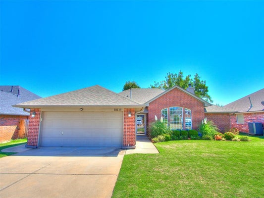 18116 CHESTNUT OAK DR, EDMOND, OK 73012 - Image 604196bd498fbddd5c2f3080dbb71c60/1751663879