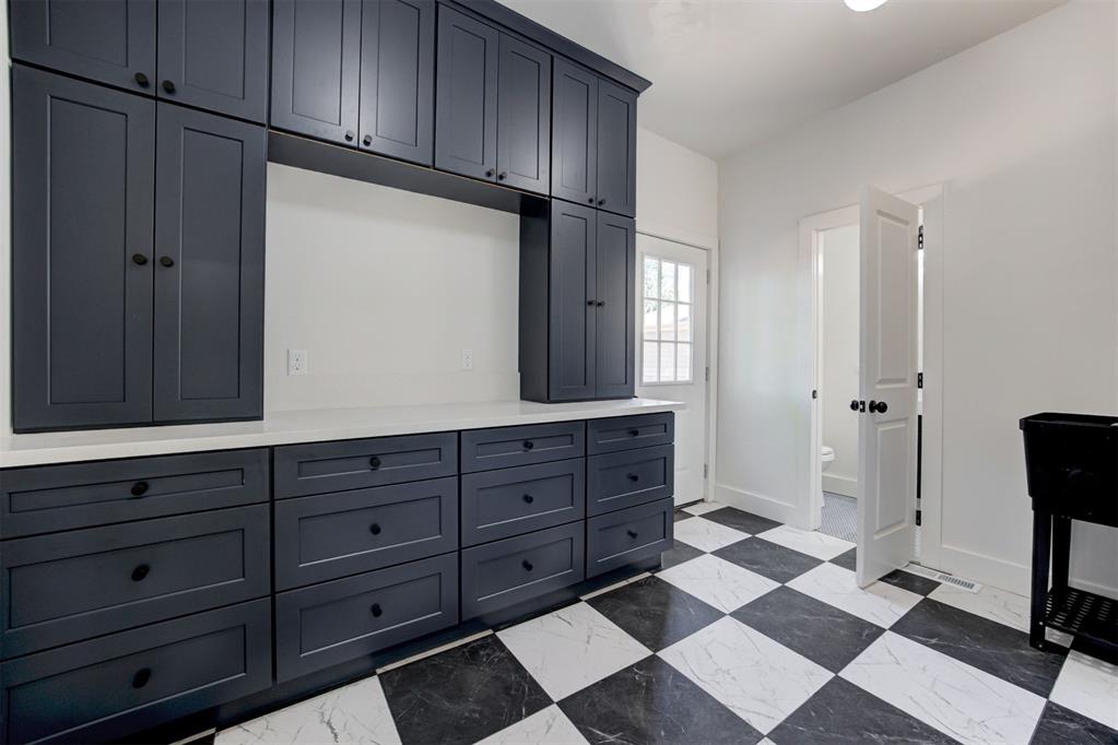 315 NE 14th Street