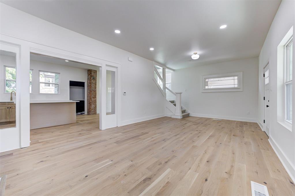 315 NE 14th Street