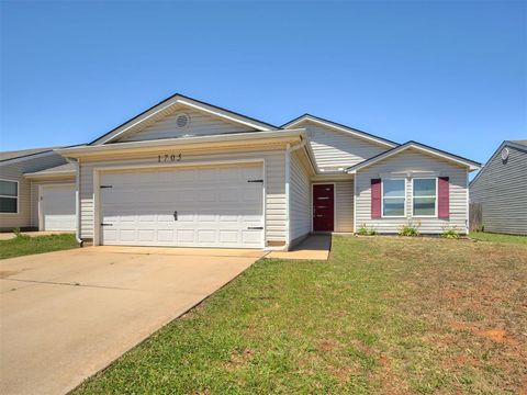 Photo of 1705 NW 145th Street, Edmond, OK 73013 (MLS # 1229253)