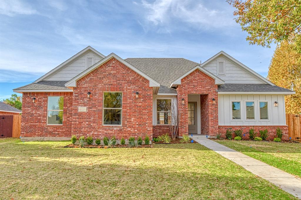 2808 Astor Drive