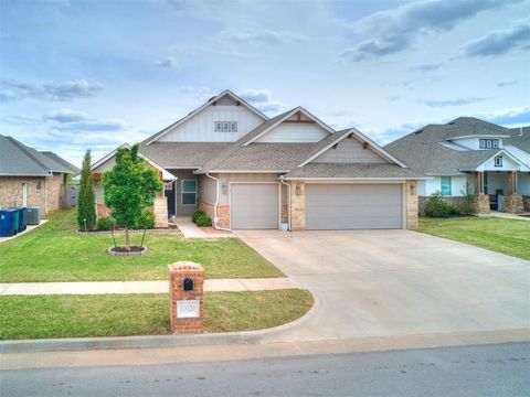 Photo of 11020 NW 20th Terrace, Yukon, OK 73099 (MLS # 1230107)