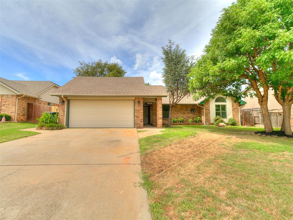 Photo 1 of 42 — 325 E Grand Teton Court, Yukon, OK 73099