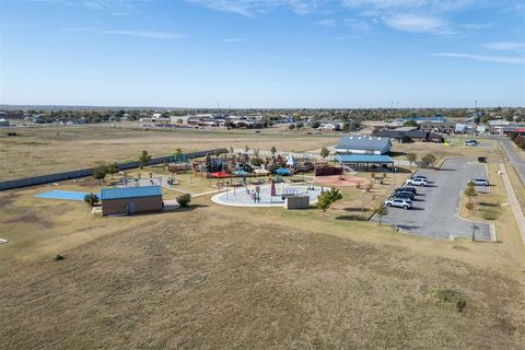 Photo of 1215 Burlywood Lane, Piedmont, OK 73078 (MLS # 1202704)
