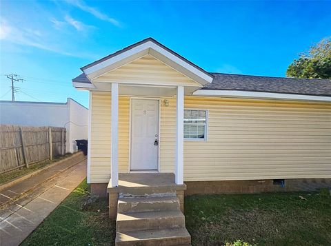 Photo of 2308 NW 12th Street #3, Oklahoma City, OK 73107 (MLS # 1200055)