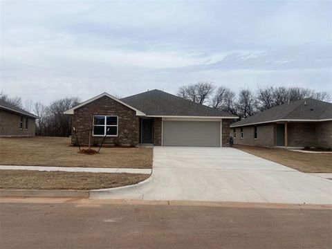 Photo of 2025 Brush Creek Way, Newcastle, OK 73065 (MLS # 1230509)