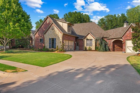Photo of 3904 Creek Bend Road, Edmond, OK 73003 (MLS # 1249689)