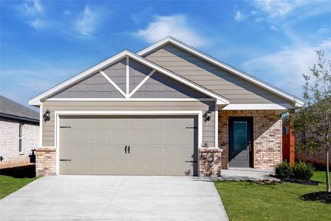 Photo of 12700 Carrara Lane, Yukon, OK 73099 (MLS # 1229675)
