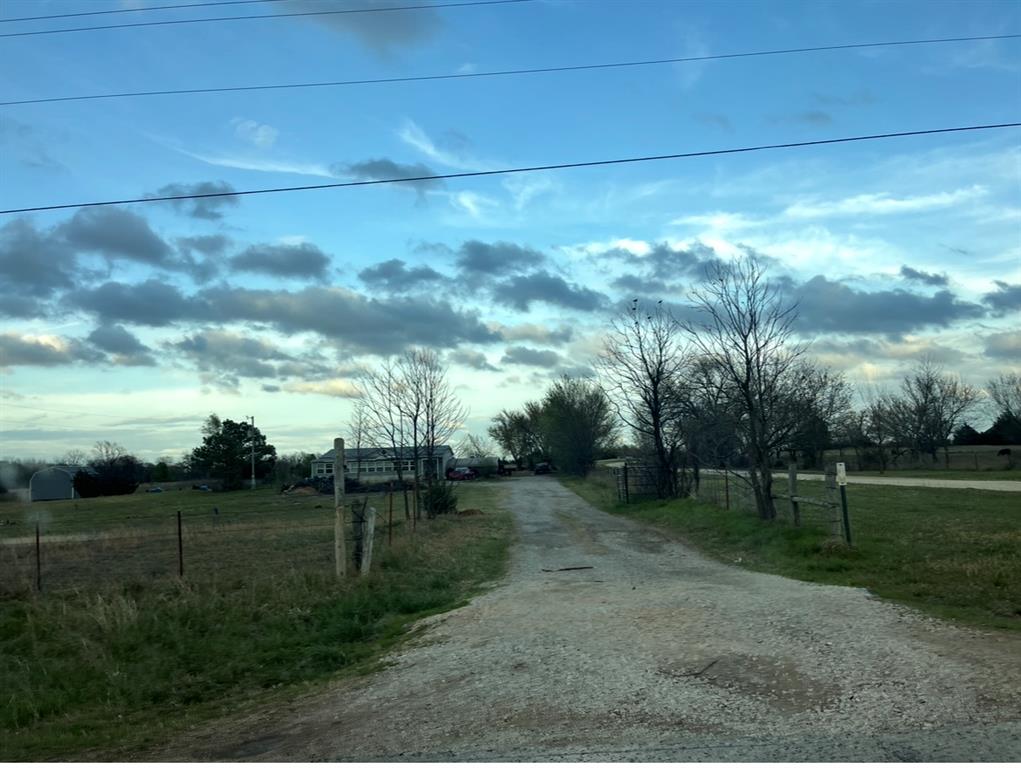 Shawnee, Oklahoma 74801, United States, 3 Bedrooms Bedrooms, ,2 BathroomsBathrooms,Residential,Pending,201160