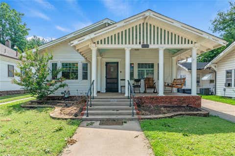 Photo of 1108 S Hoff Avenue, El Reno, OK 73036 (MLS # 1236217)