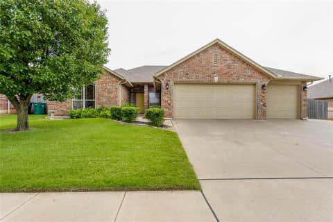 Photo of 11240 NW 104th Street, Yukon, OK 73099 (MLS # 1240133)