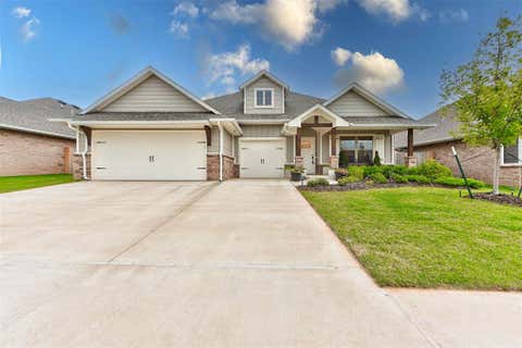 Photo of 12413 SW 30th Street, Yukon, OK 73099 (MLS # 1234399)