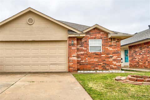 Photo of 12324 SW 5th Street, Yukon, OK 73099 (MLS # 1243762)