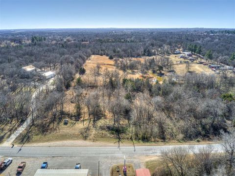 Photo of 17700 SE 29th Street, Choctaw, OK 73020 (MLS # 1211283)