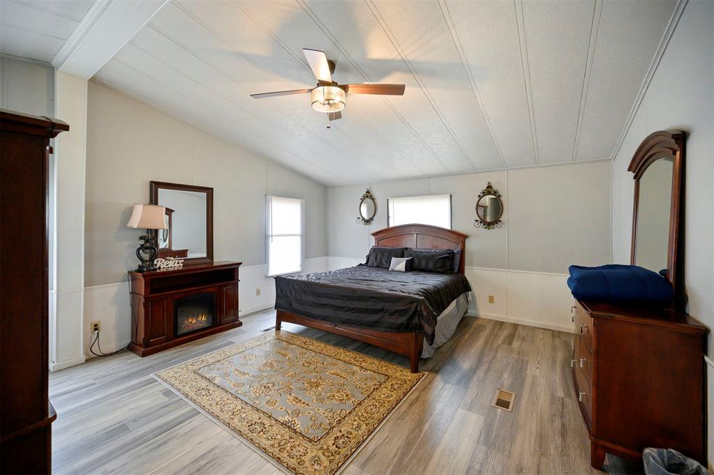 Broken Bow, Oklahoma, 74728, United States, 12 Bedrooms Bedrooms, ,8 BathroomsBathrooms,Residential,Active,2022675