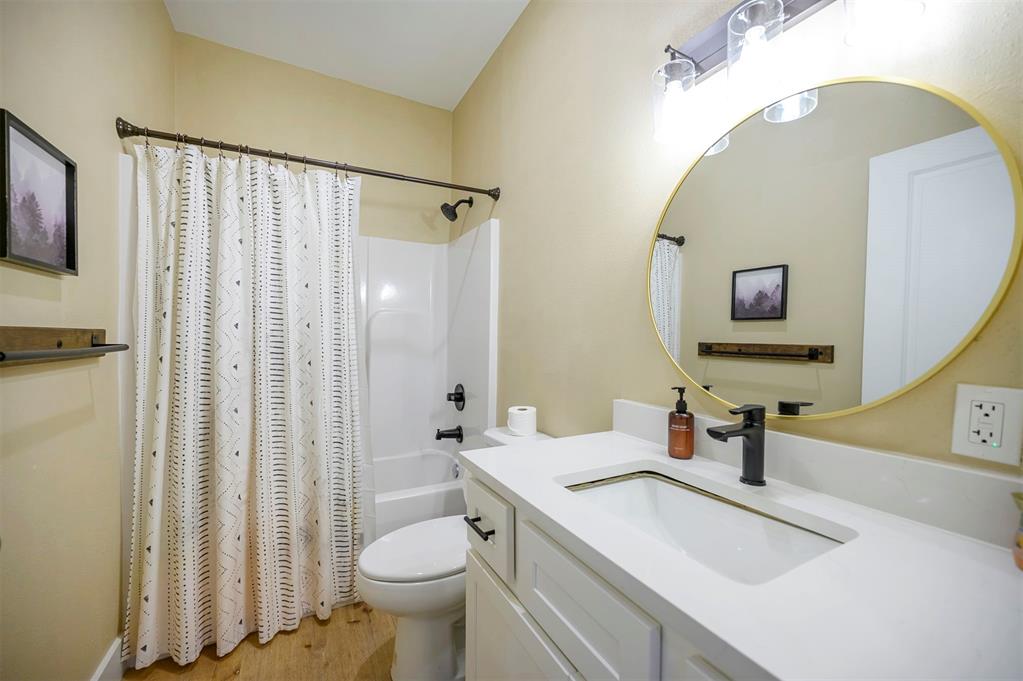 Broken Bow, Oklahoma, 74728, United States, 12 Bedrooms Bedrooms, ,8 BathroomsBathrooms,Residential,Active,2022675