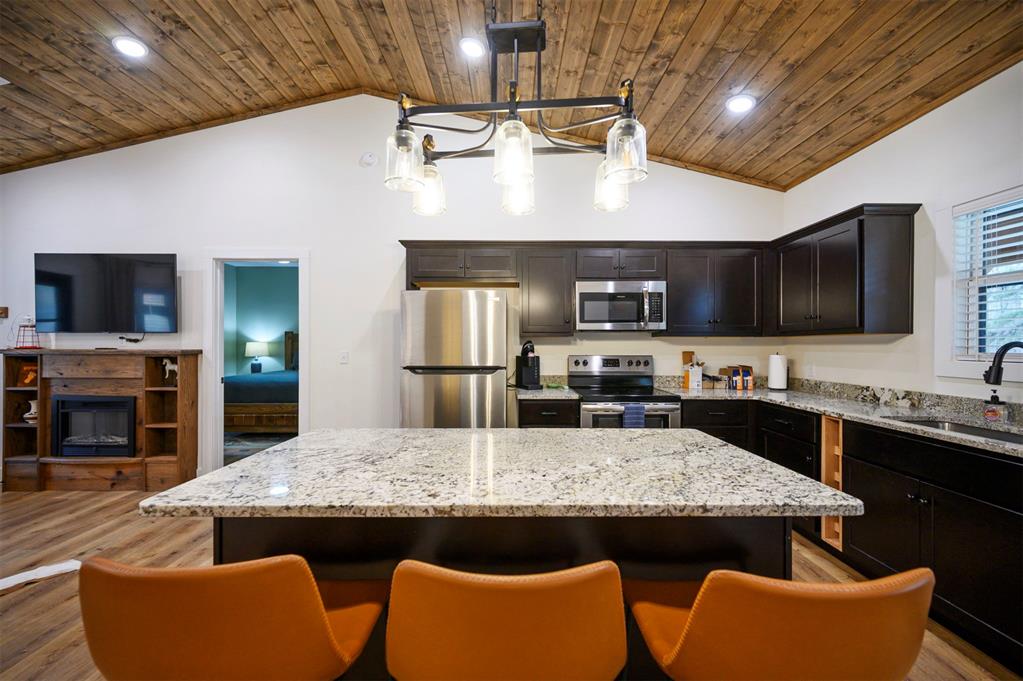 Broken Bow, Oklahoma, 74728, United States, 12 Bedrooms Bedrooms, ,8 BathroomsBathrooms,Residential,Active,2022675
