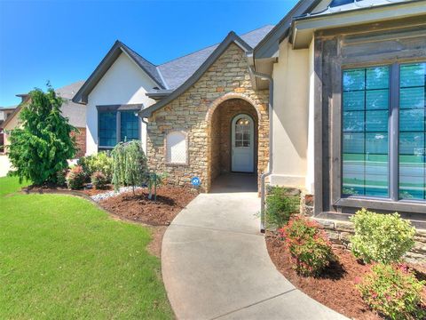 Photo of 624 Sailboat Bridge Way, Edmond, OK 73034 (MLS # 1235266)