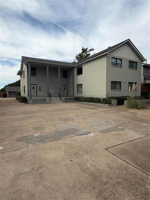 Photo of 6513 Avondale Drive, Nichols Hills, OK 73116 (MLS # 1249030)