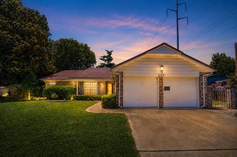 Photo of 620 Terrace Place, Norman, OK 73069 (MLS # 1235462)