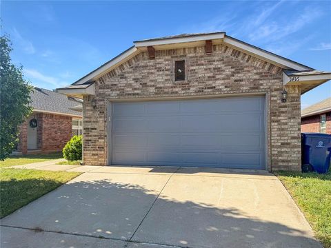 Photo of 1416 NW 129th Terrace, Oklahoma City, OK 73120 (MLS # 1230394)