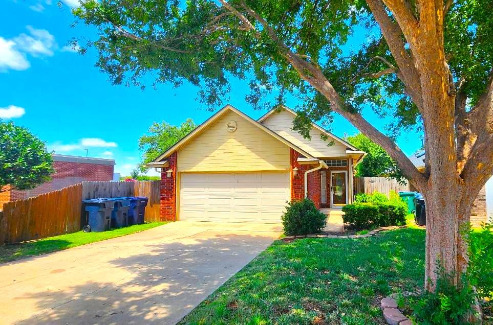 Photo 1 of 41 — 13821 Pawnee Drive, Edmond, OK 73013
