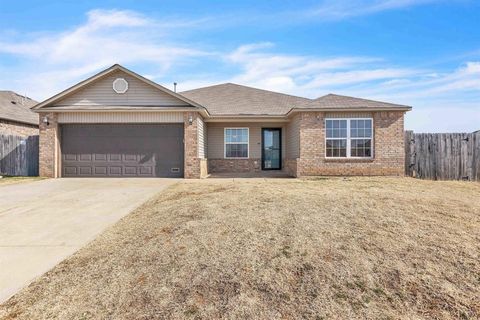 Photo of 2000 Concord Drive, Newcastle, OK 73065 (MLS # 1212485)