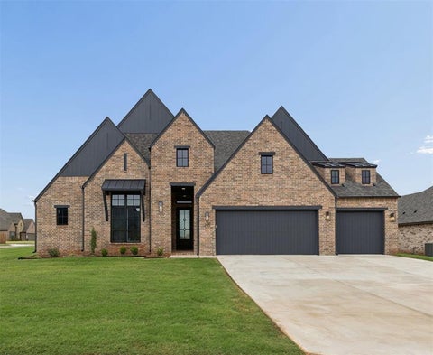 Photo of 345 Venetian Avenue, Piedmont, OK 73078 (MLS # 1203969)