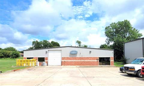 Photo of 912 Messenger Lane, Moore, OK 73160 (MLS # 1224475)