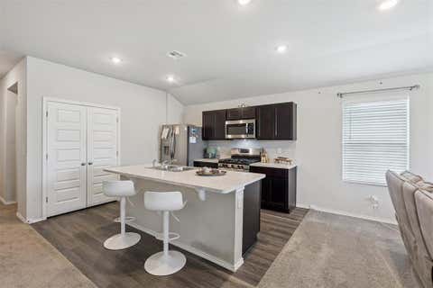 Photo of 11848 Kameron Way, Yukon, OK 73099 (MLS # 1189408)