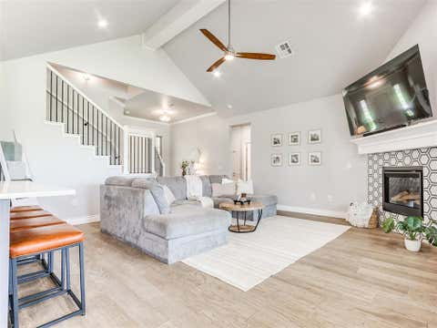 Photo of 4930 Deerfield Avenue, Enid, OK 73703 (MLS # 1238750)