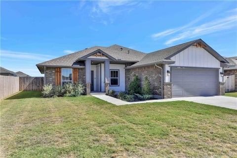 Photo of 1740 Farmington Road, Newcastle, OK 73065 (MLS # 1255719)
