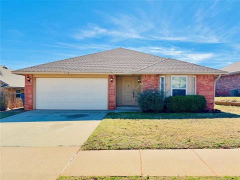 Photo of 11136 NW 6th Terrace, Yukon, OK 73099 (MLS # 1243854)