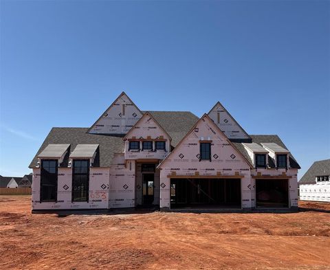 Photo of 633 Venetian Avenue, Piedmont, OK 73078 (MLS # 1206766)