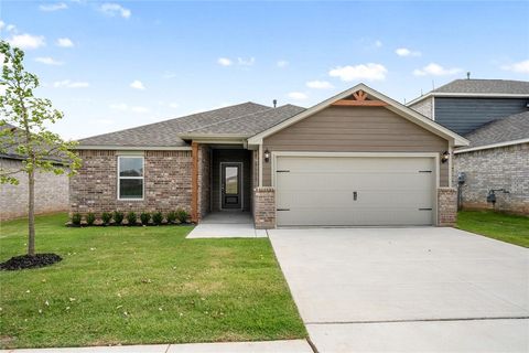 Photo of 1924 Redwood Lane, El Reno, OK 73036 (MLS # 1224616)