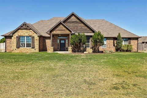 Photo of 4805 Crestmere Lane, Edmond, OK 73025 (MLS # 1247898)