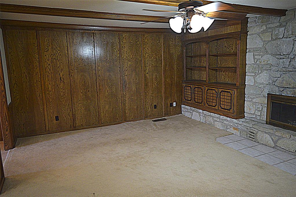 Shawnee, Oklahoma 74801, United States, 3 Bedrooms Bedrooms, ,3 BathroomsBathrooms,Residential,Pending,252706