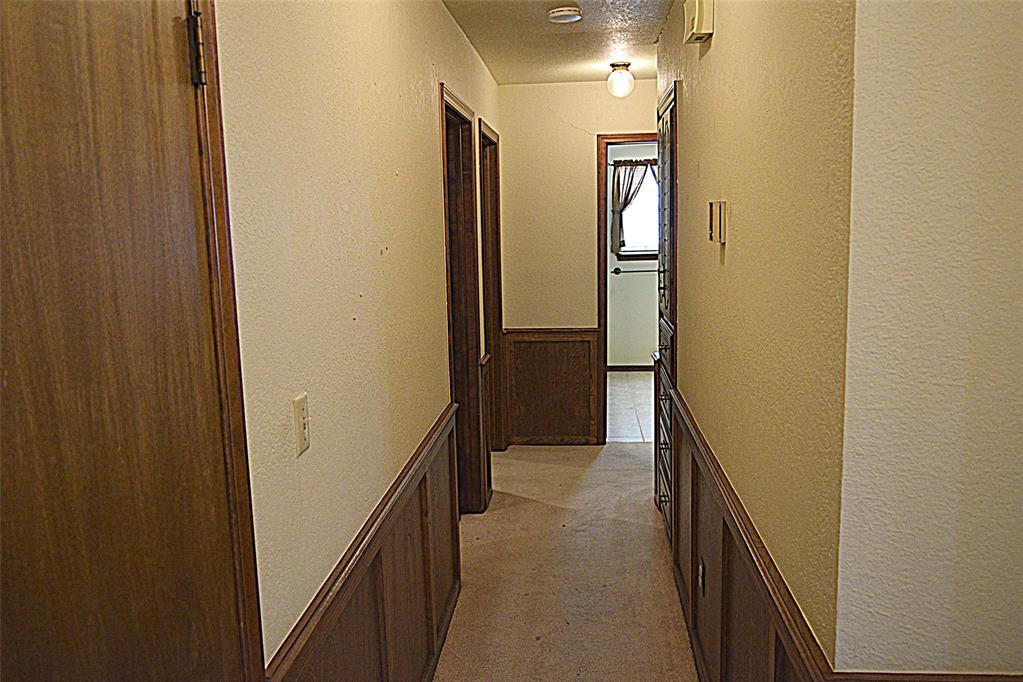 Shawnee, Oklahoma 74801, United States, 3 Bedrooms Bedrooms, ,3 BathroomsBathrooms,Residential,Pending,252706