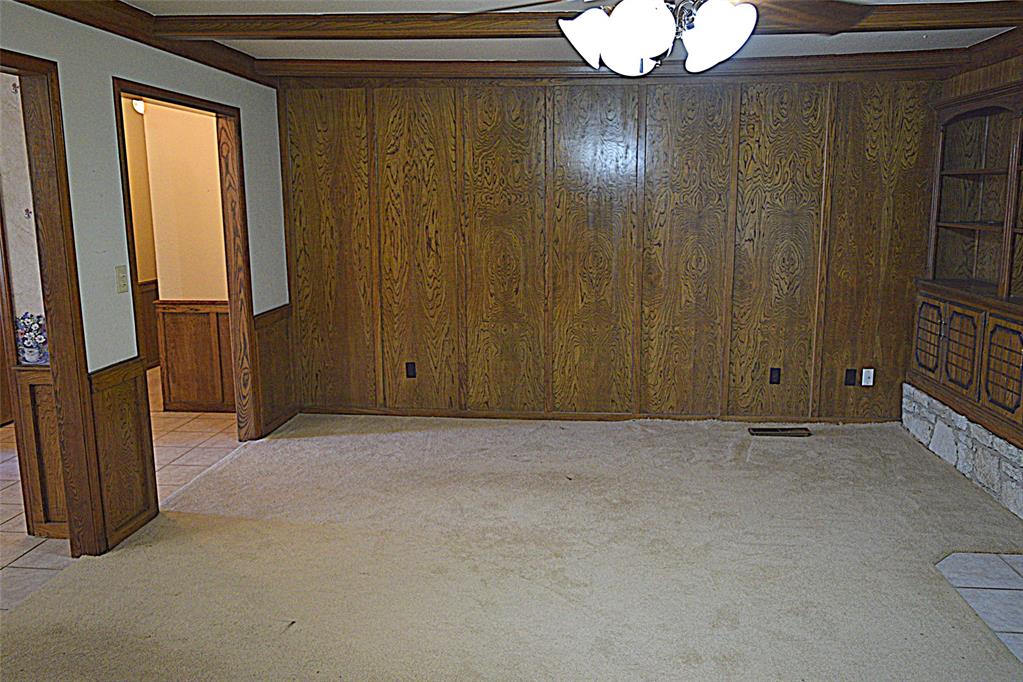 Shawnee, Oklahoma 74801, United States, 3 Bedrooms Bedrooms, ,3 BathroomsBathrooms,Residential,Pending,252706