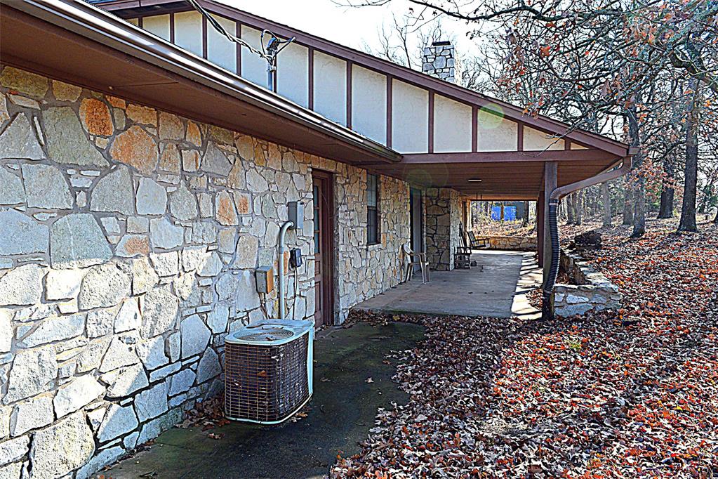 Shawnee, Oklahoma 74801, United States, 3 Bedrooms Bedrooms, ,3 BathroomsBathrooms,Residential,Pending,252706