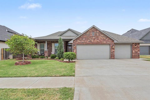 Photo of 14712 Frankston Drive, Oklahoma City, OK 73142 (MLS # 1251163)