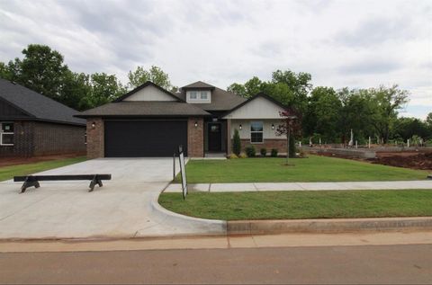 Photo of 1114 Wisteria Way, Noble, OK 73068 (MLS # 1223213)
