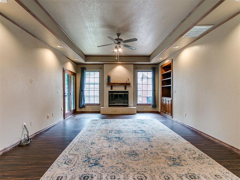 808 Lakeside Circle - Photo 4