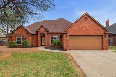 Photo of 704 N Remington Way, Mustang, OK 73064 (MLS # 1222249)